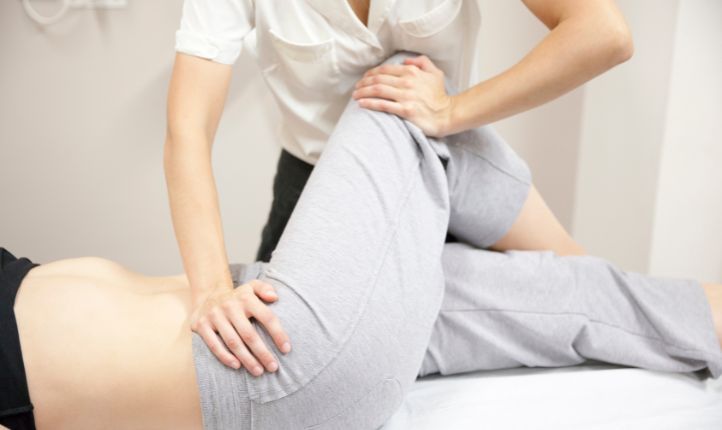 masaz-biodra Rehabilitacja bolesnego biodra